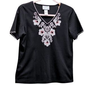 Cute Goth Cottage Goth Top Dark Fairy Floral Black Red White V-neck T Shirt